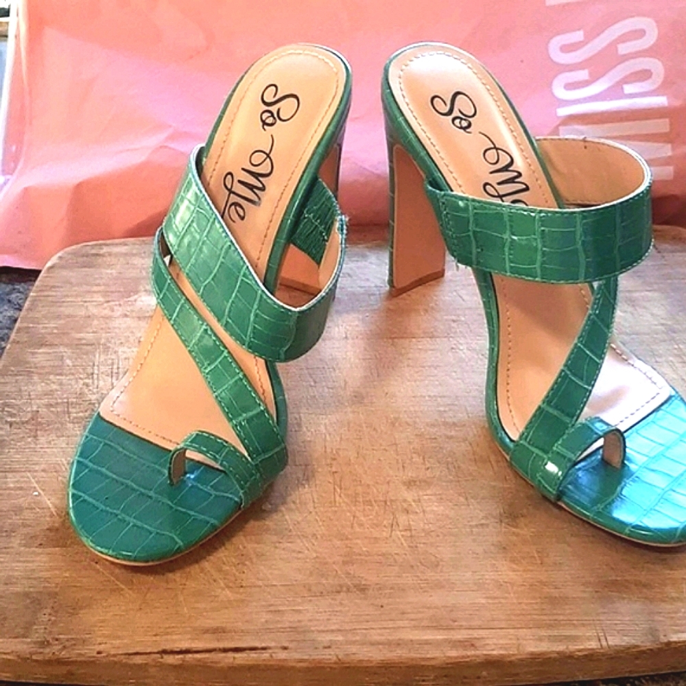 So me teal high heel sandals